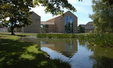 university_1323766237_34_den3.jpg